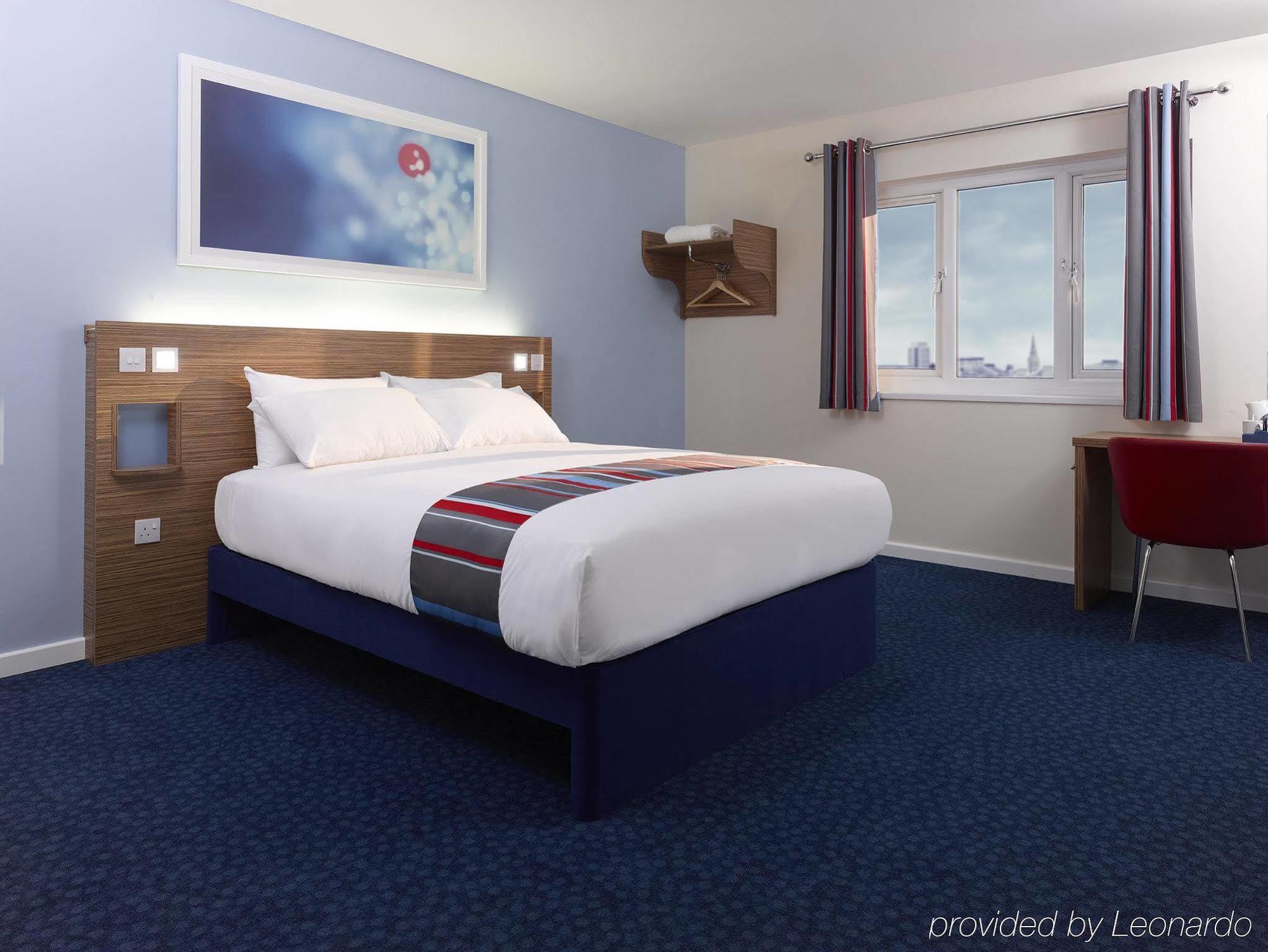 Travelodge Aberdeen Airport Eksteriør bilde