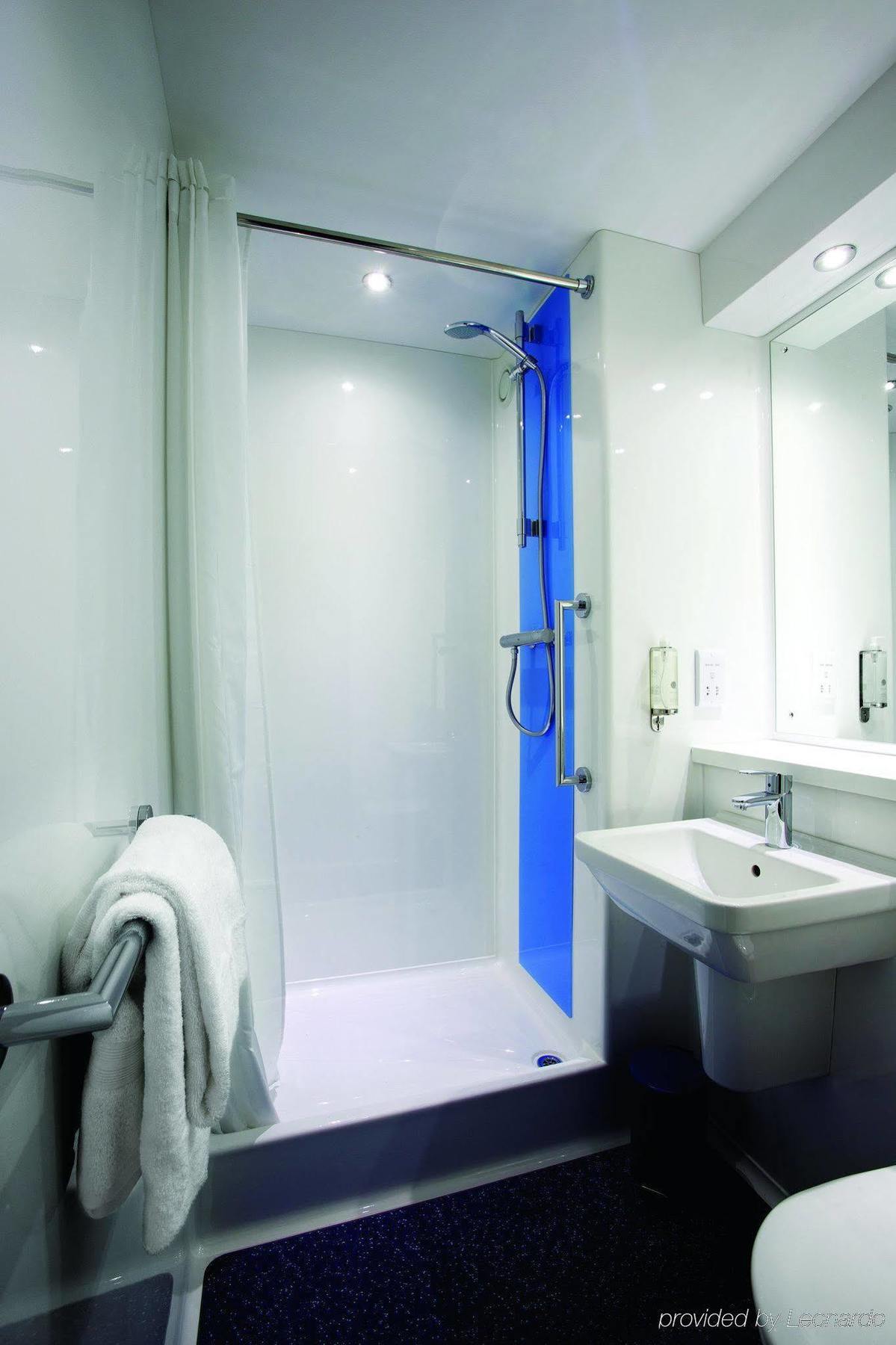 Travelodge Aberdeen Airport Eksteriør bilde